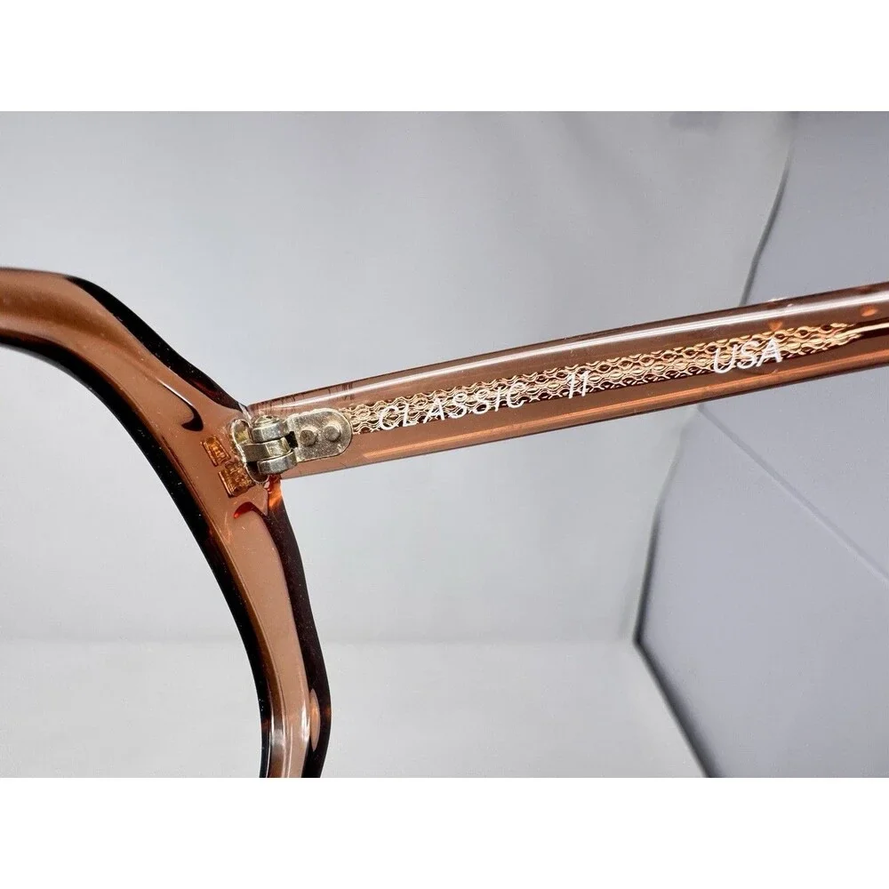 Vintage American Optical AO702 Classic II Eyeglass Frames 52-18-135 USA NOS